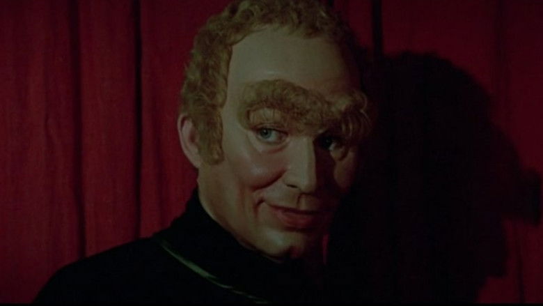 Image d'arrière-plan 6 du film L'assassin a réservé neuf fauteuils