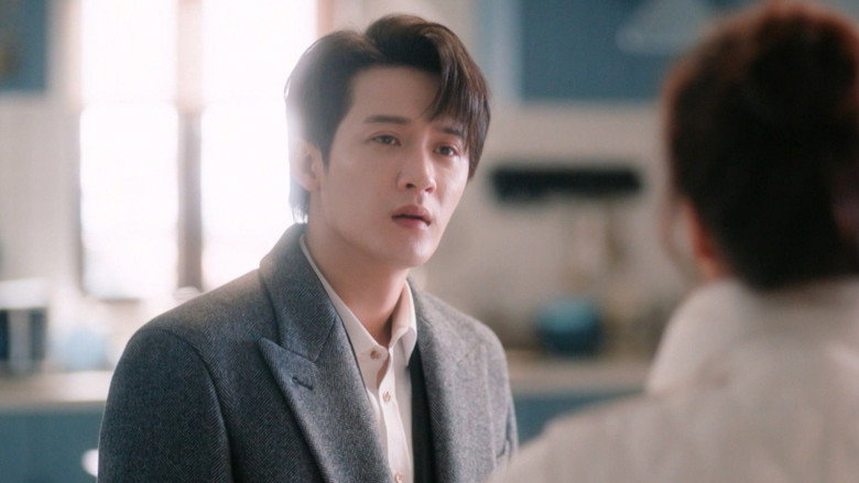 Still from Gemerlap Cinta - Season 1 Episode 23