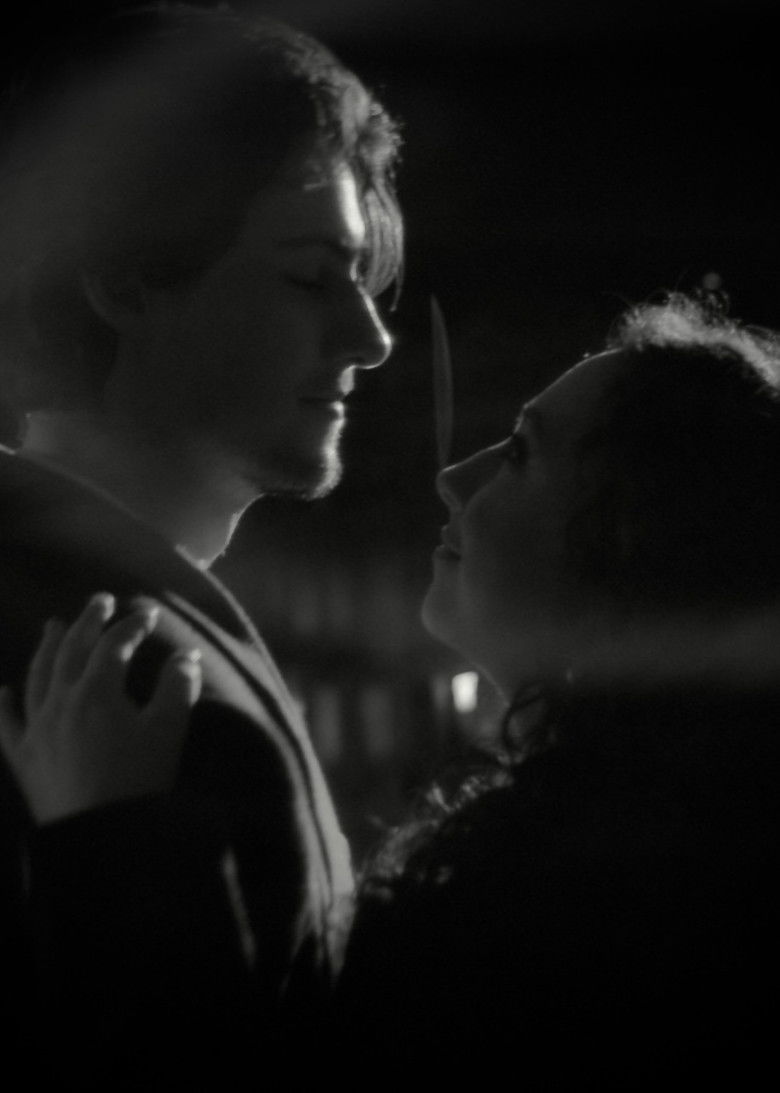 Imatge de Within the Blossoms of Love