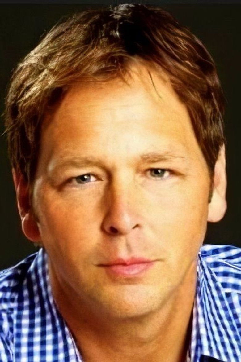 Glenn L. Lucas portrait image