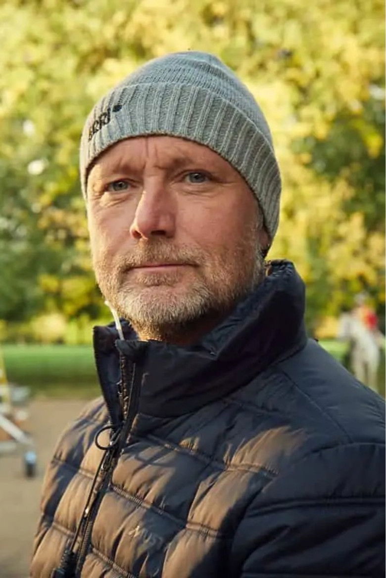 Perry Evans portrait image