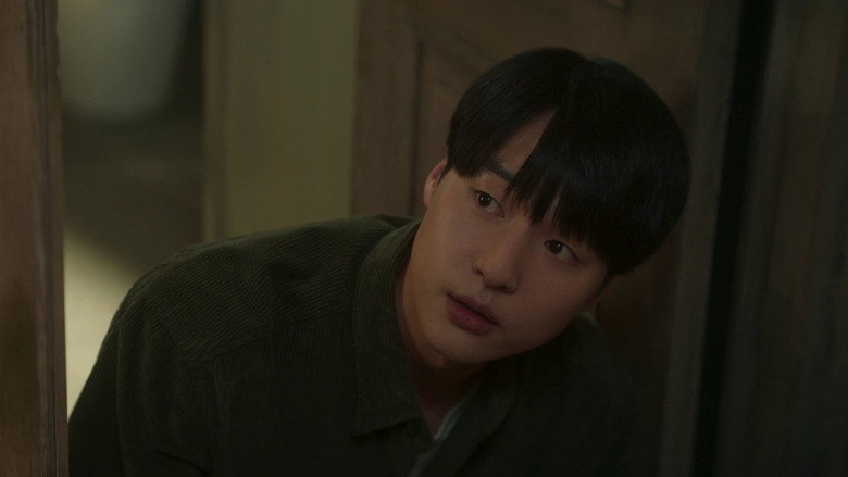 Still from Doona! - Season 1 Episode 3