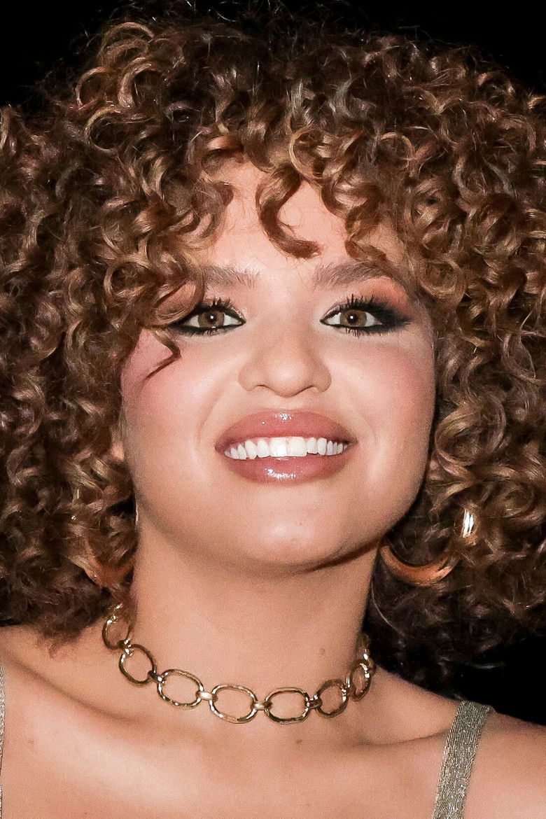 Léa Haddad portrait image