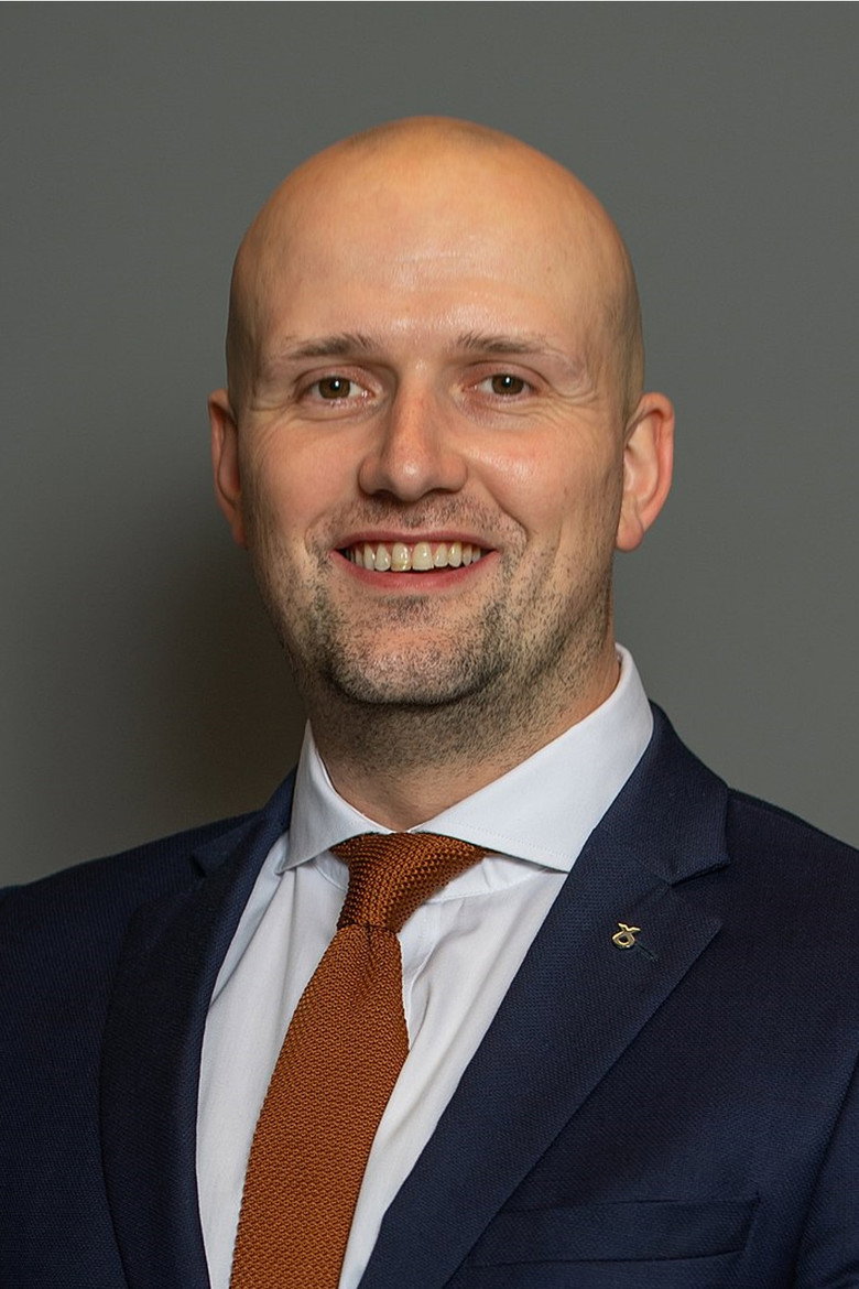 Stephen Flynn portrait