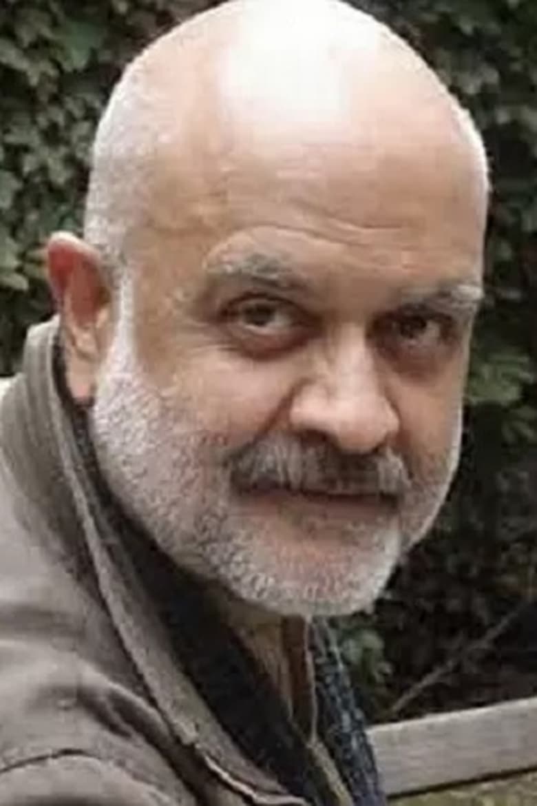 Waris Hussein headshot