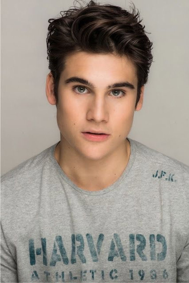 Nicolas Prattes photo 2