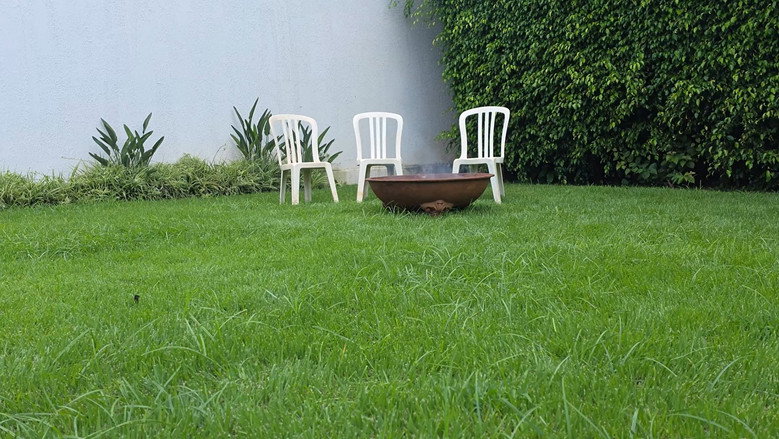 Au Bord du Vide (2026)