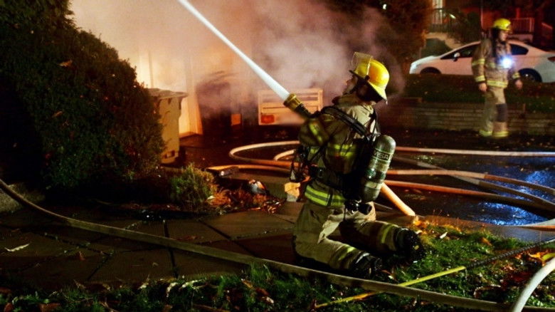 Still image for 911 season 1 episode 14: Episode 14