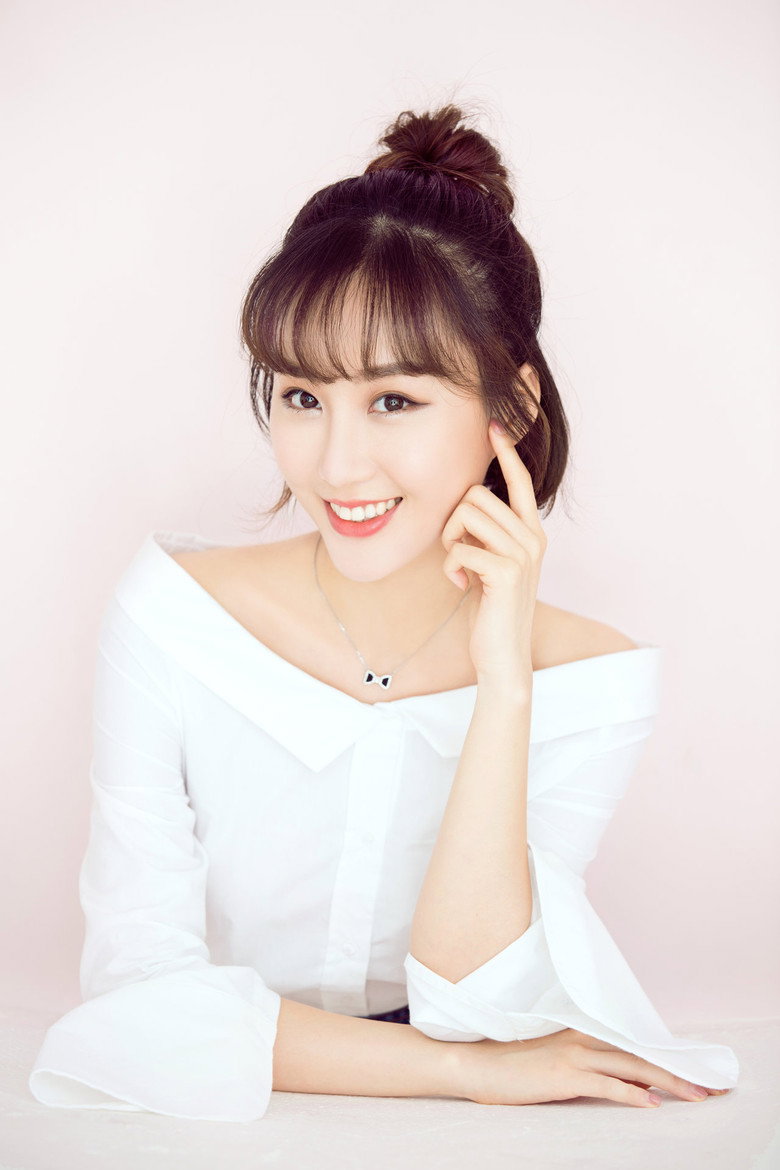 Zhu Mengyao portrait