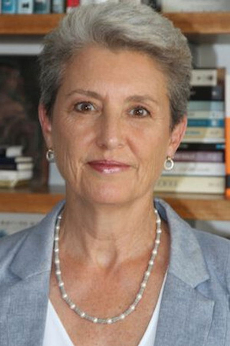 Kim Hoggard portrait image