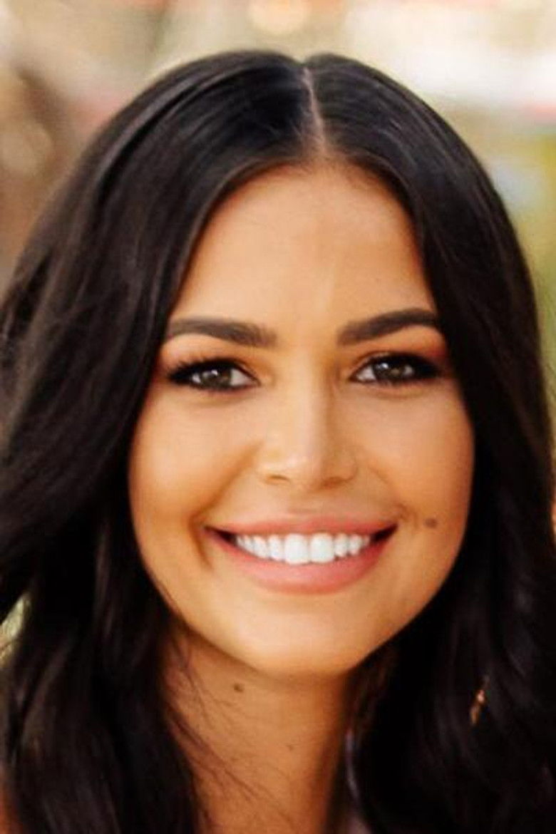 Tenille Favios portrait image