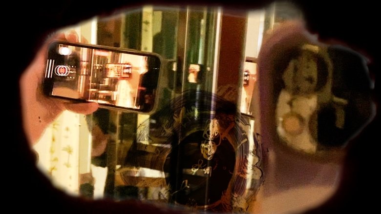 Gallery image from 8EejTHVBrUPEr3ZyIMiKCSf7xDO.jpg