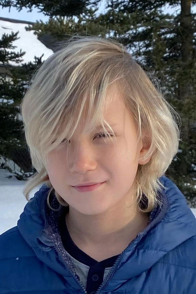 Jaxon Bieber portrait image