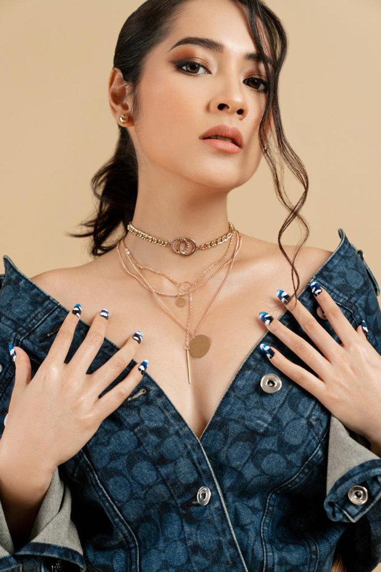 Niken Anjani photo 2