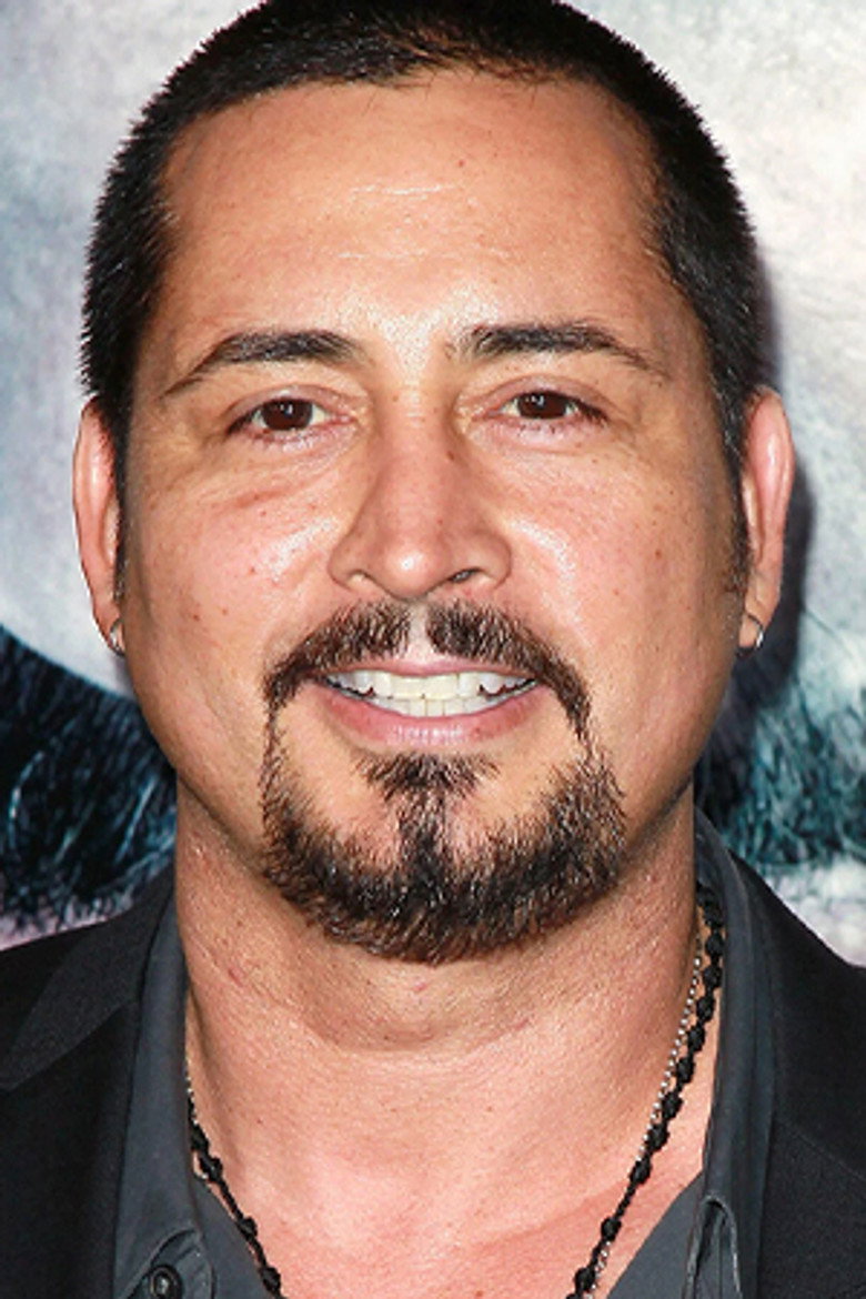 Ben Hernandez Bray photo 2