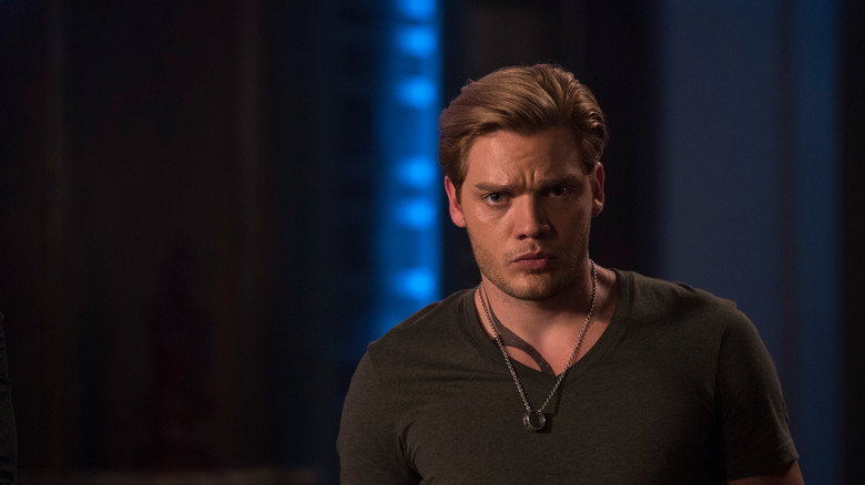 Still from Shadowhunters - Season 3 Episode 21