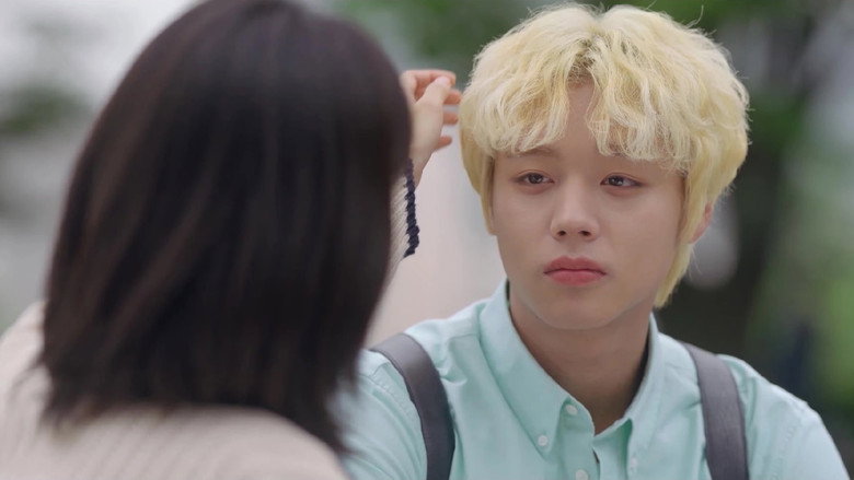 Still from At a Distance, Spring is Green - Season 1 Episode 10
