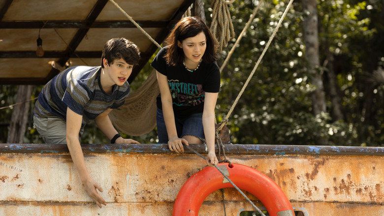 Still from Bờ Biển Mosquito - The Mosquito Coast - Mùa 2 Tập 2