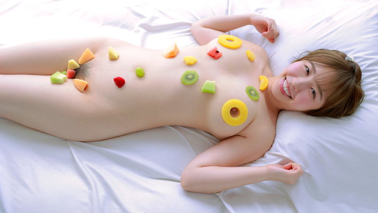Frame from Best naked/宍戸里帆
