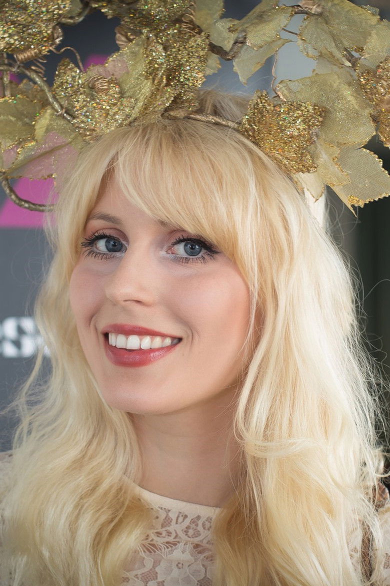 Amanda Jenssen portrait image
