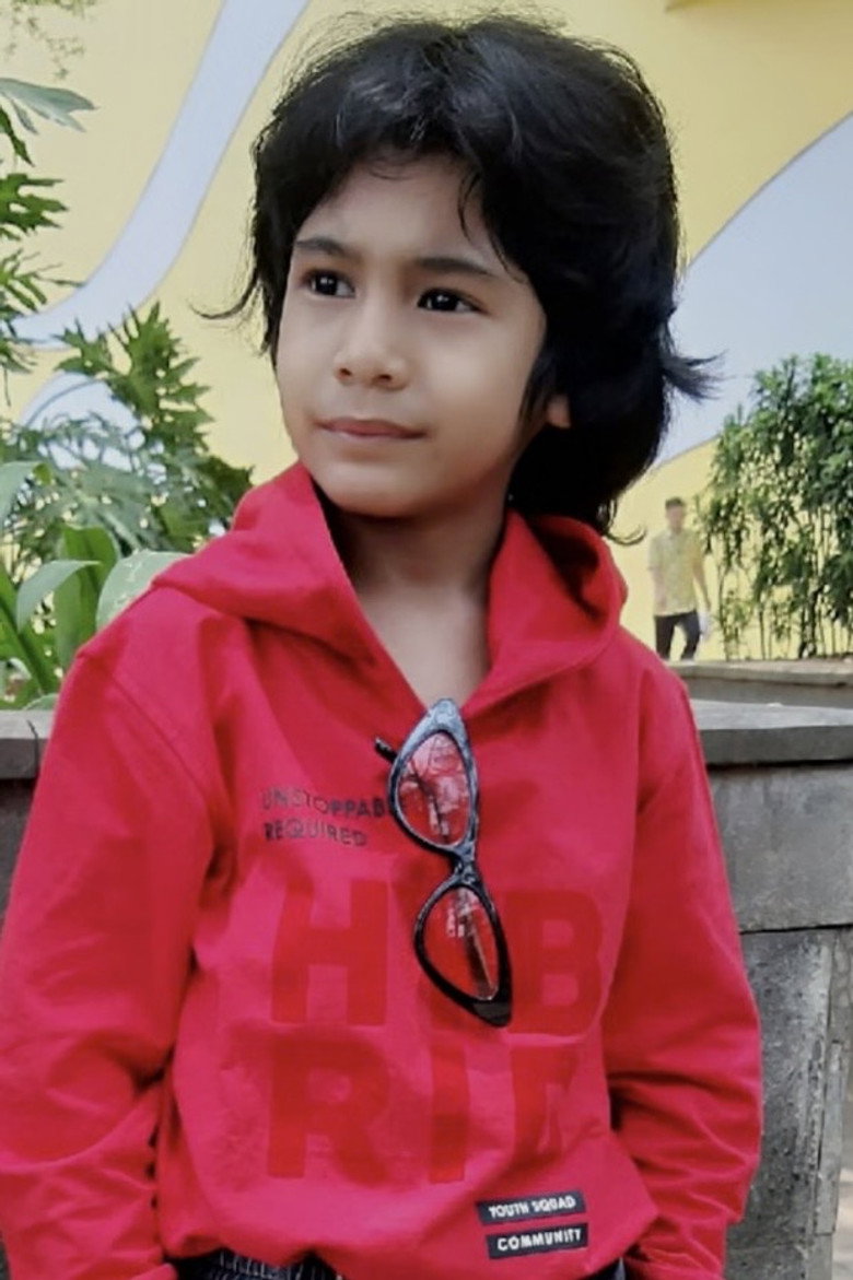 Akja Damara photo