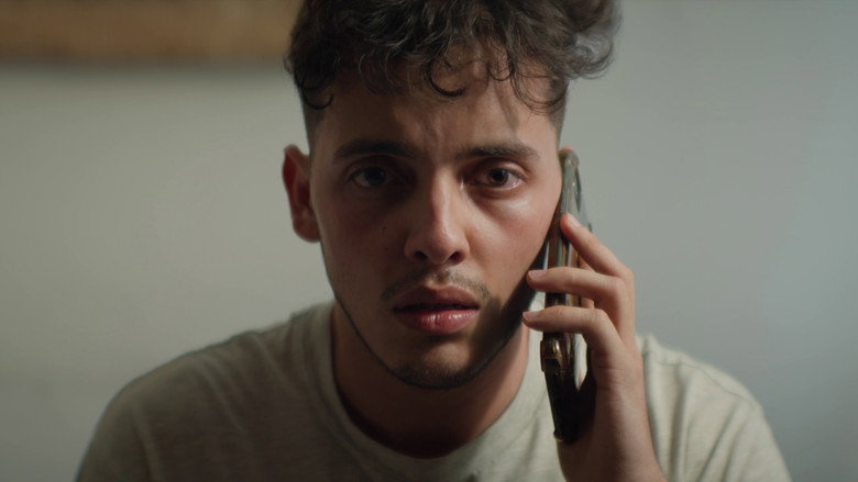 Sebastián Ávila Reported a Robbery 9