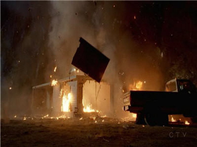 Criminal Minds S03E16 — Elephant's Memory episode still