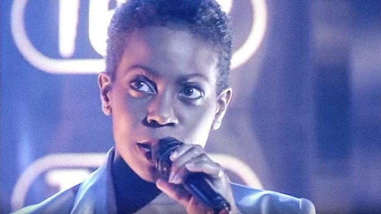 Top of the Pops S32E21 still