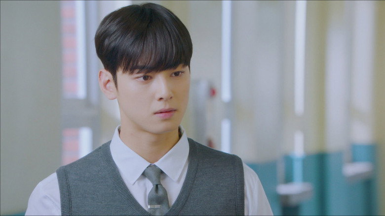 Still from True Beauty - Season 1 Episode 1