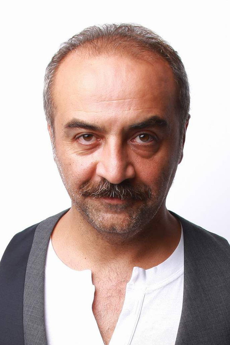 Yılmaz Erdoğan photo 6