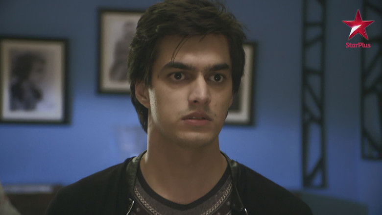 Ritesh Gifts Earrings To Kirti