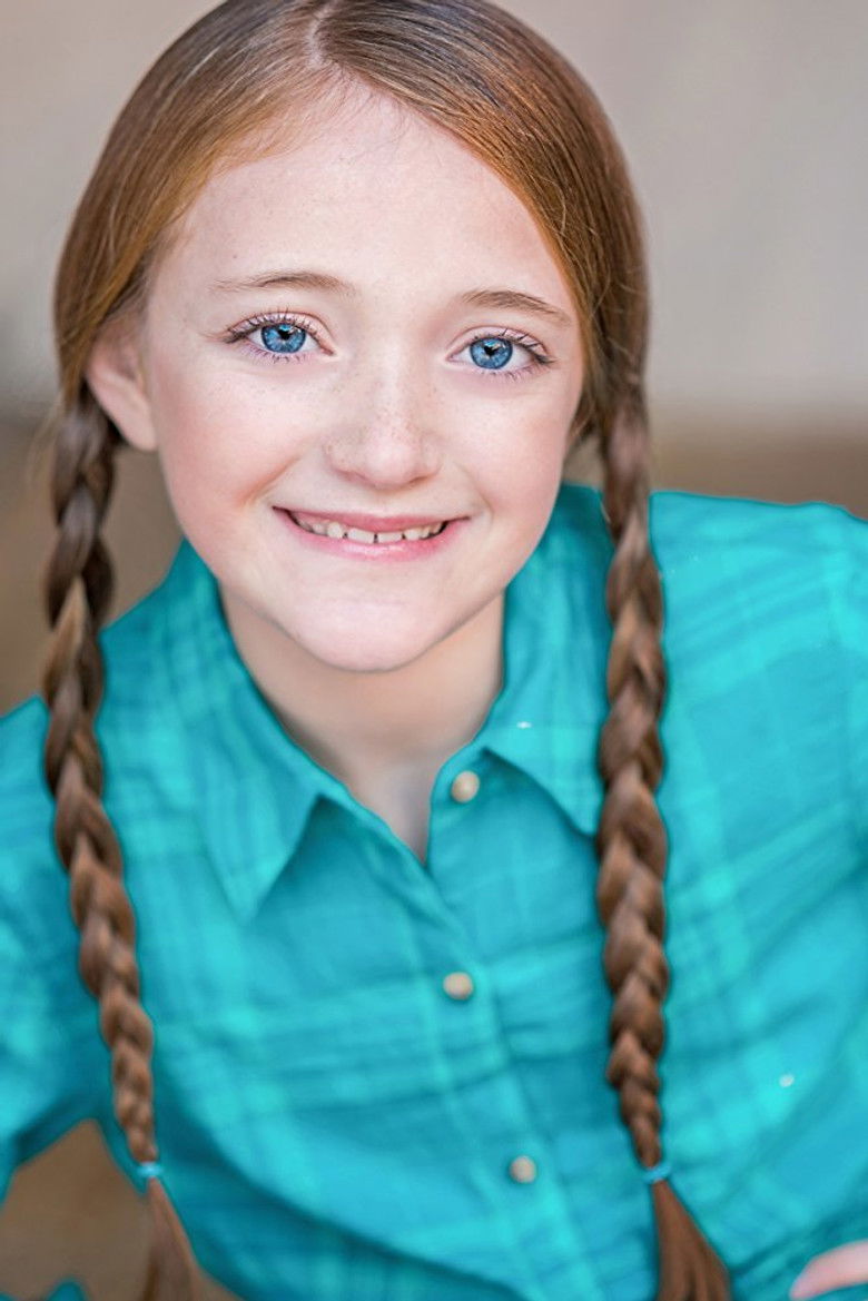 Nola Tellone portrait image