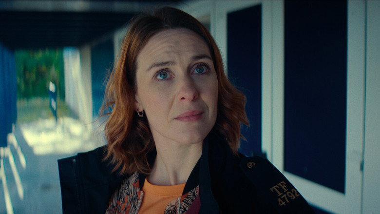 De Belfast ao Paraíso - S01E07 - Marginais, Mentirosas e Anjos Caídos