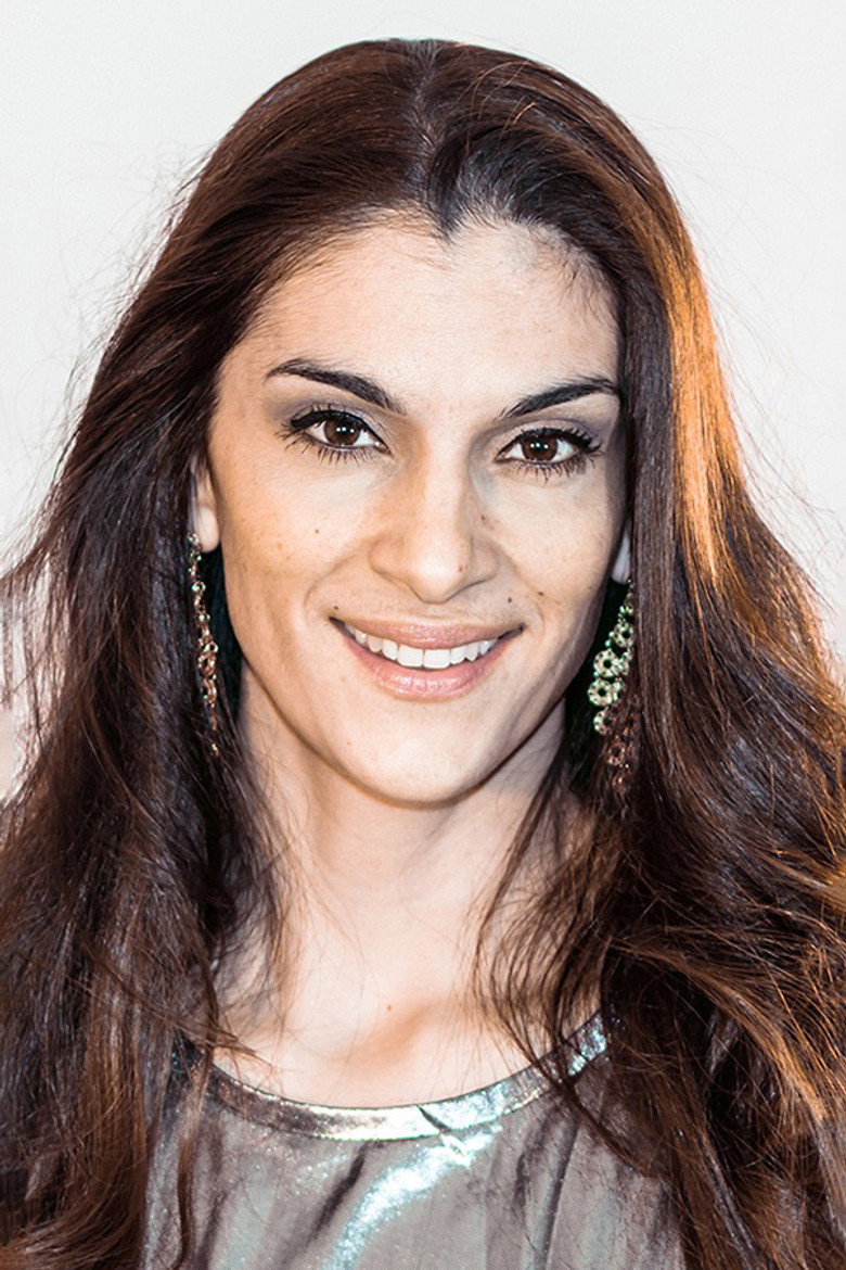 Caisa Ahlroth portrait