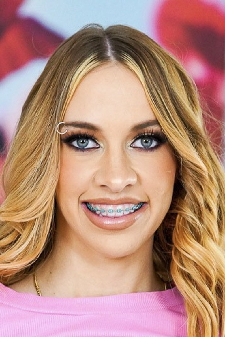 Khloe Kapri photo 7