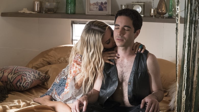 Still from Заедно, но сами - Сезон 2 Епизод 9