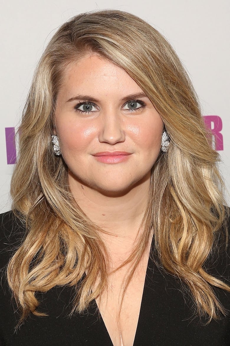 Jillian Bell headshot