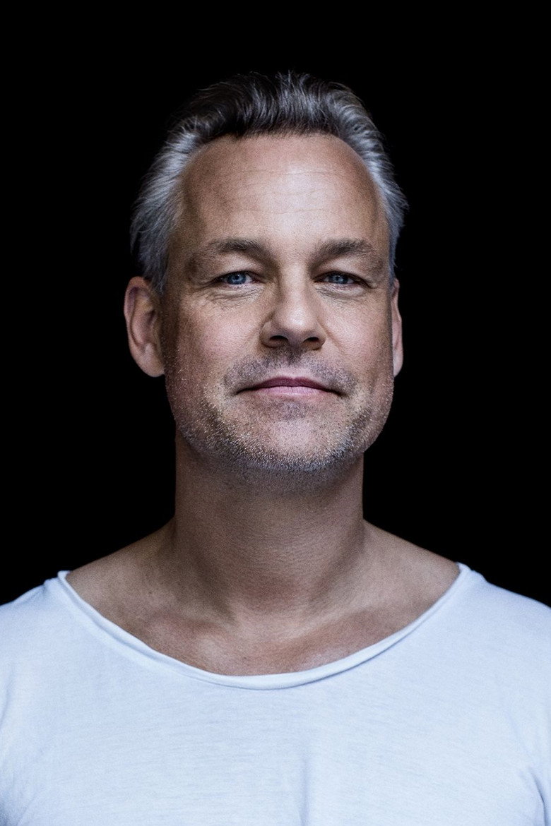 Henrik Schyffert photo 2