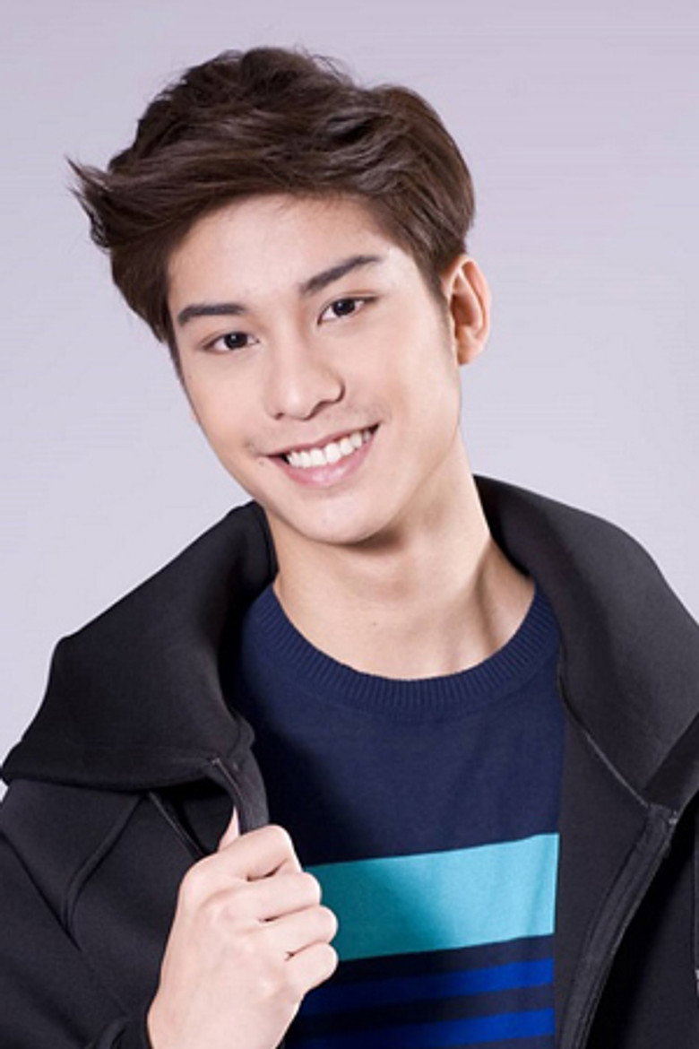 Vachiravit Paisarnkulwong photo 4