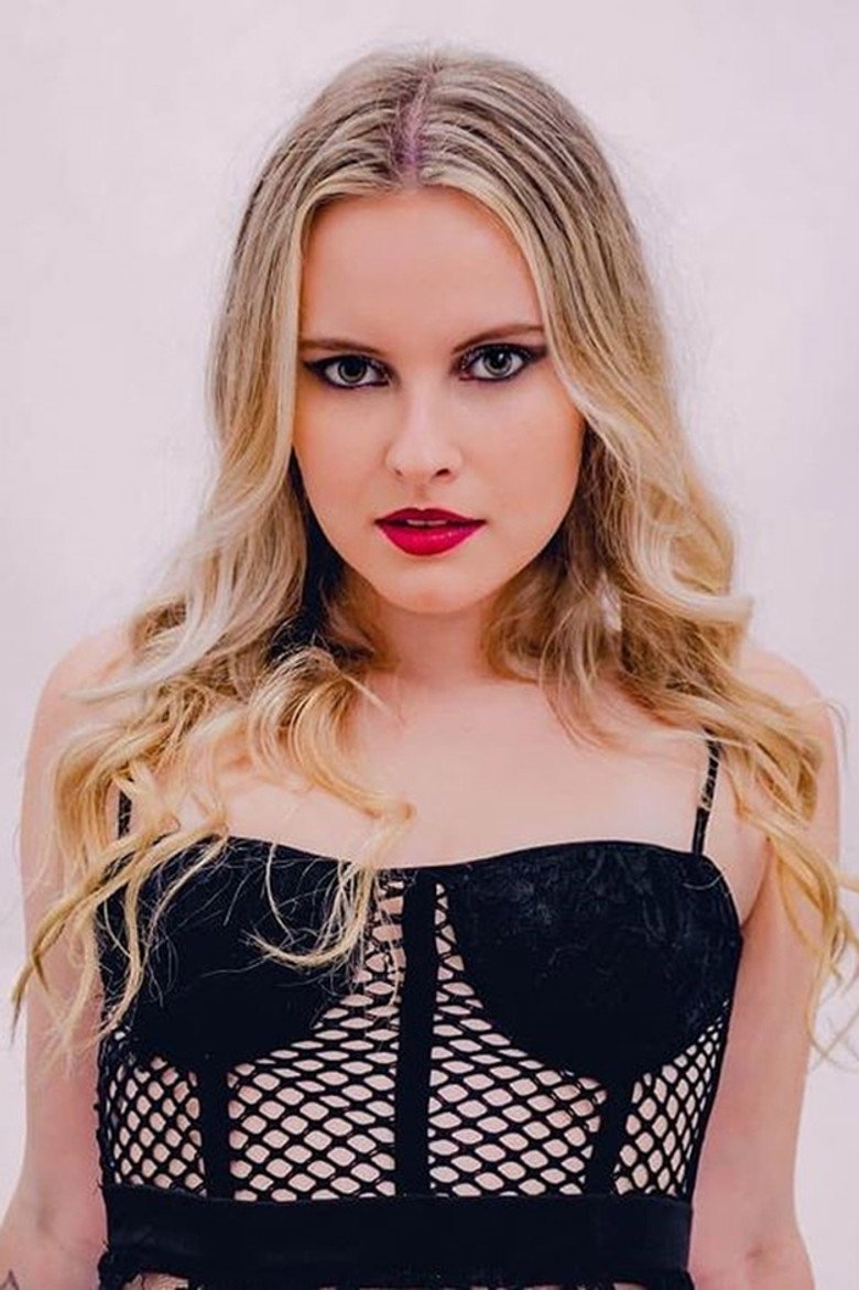 Leticia Botelho photo 6