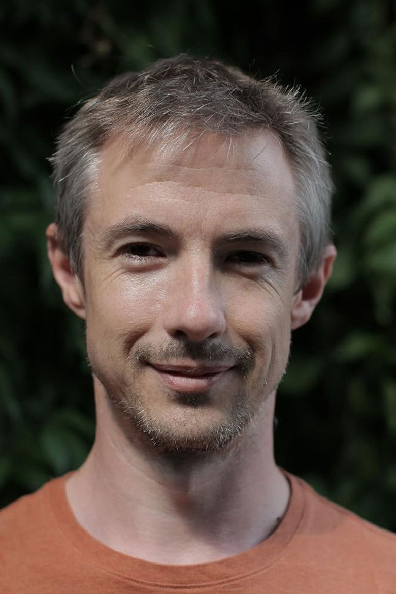 Richard Lewis portrait image