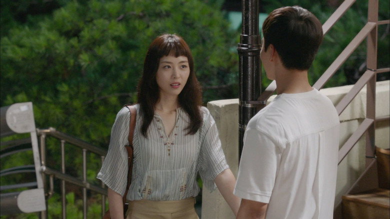 Still from Reunited Worlds - Season 1 Episode 6