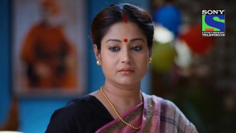 Still image for Kuch Rang Pyar Ke Aise Bhi season 1 episode 24: Dev's Mother Is Scared By A Blackmail Still image for Kuch Rang Pyar Ke Aise Bhi season 1 episode 24: Dev's Mother Is Scared By A Blackmail