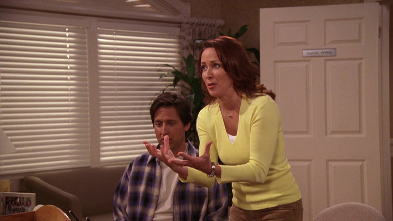 Still from Everybody Loves Raymond - Season 9 Episode 2