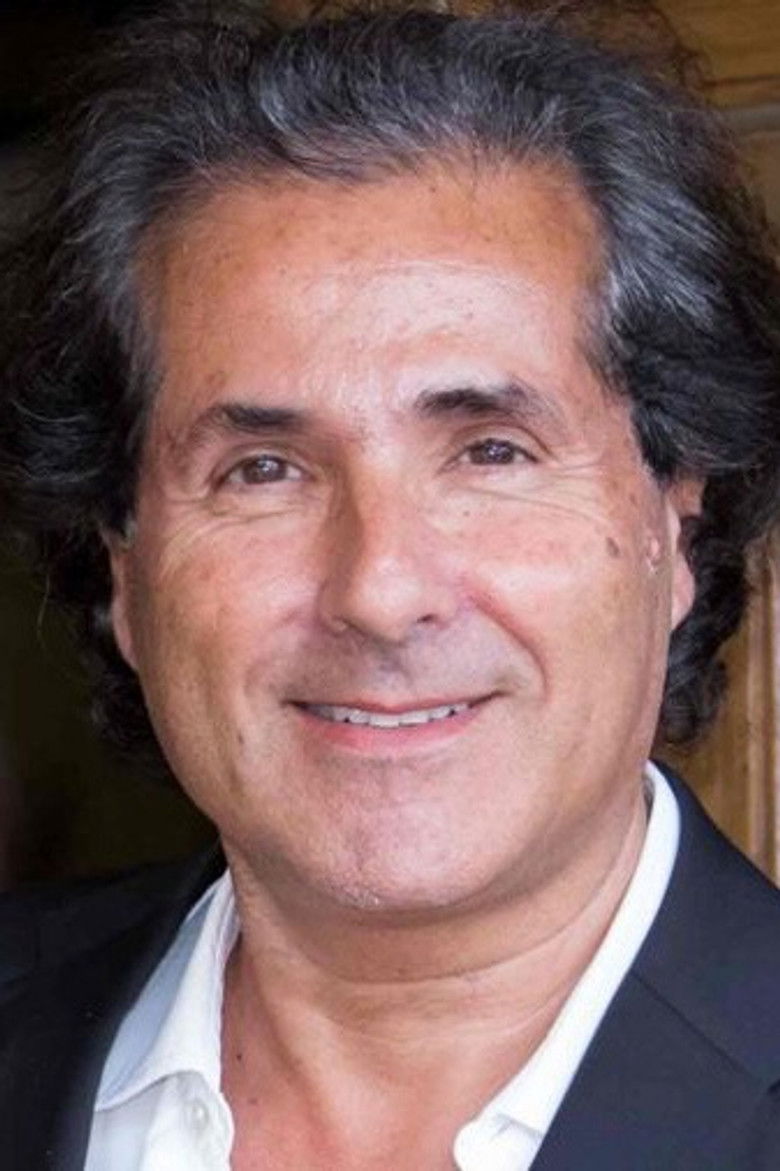 Nuno Rogeiro portrait image