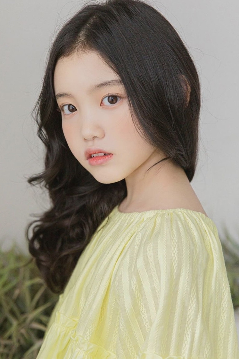 Lee Seol-ah portrait image