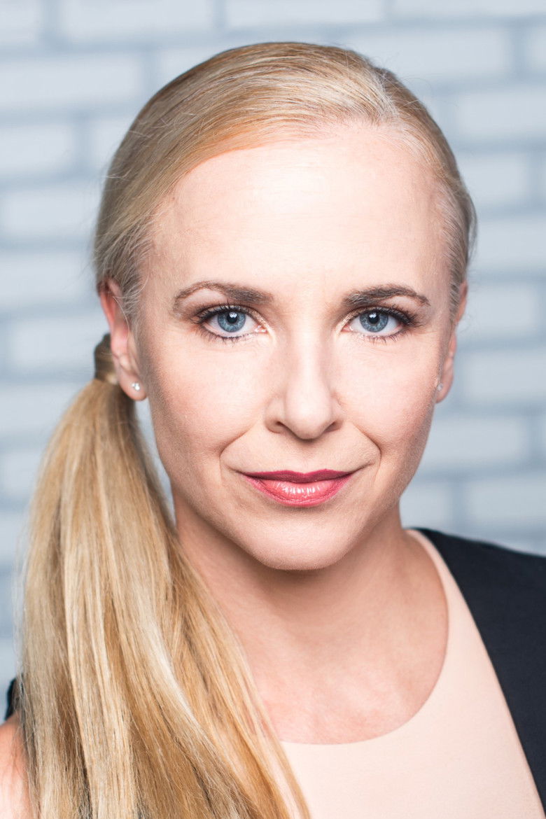 Jana Tabrea portrait image