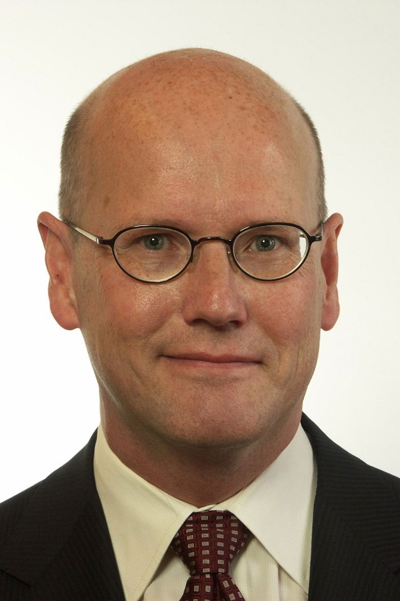 Thomas Östros portrait image