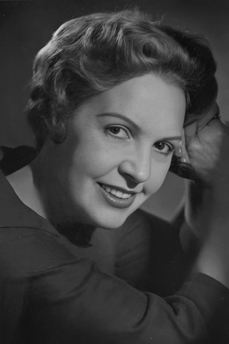 Diana Beaumont photo 3