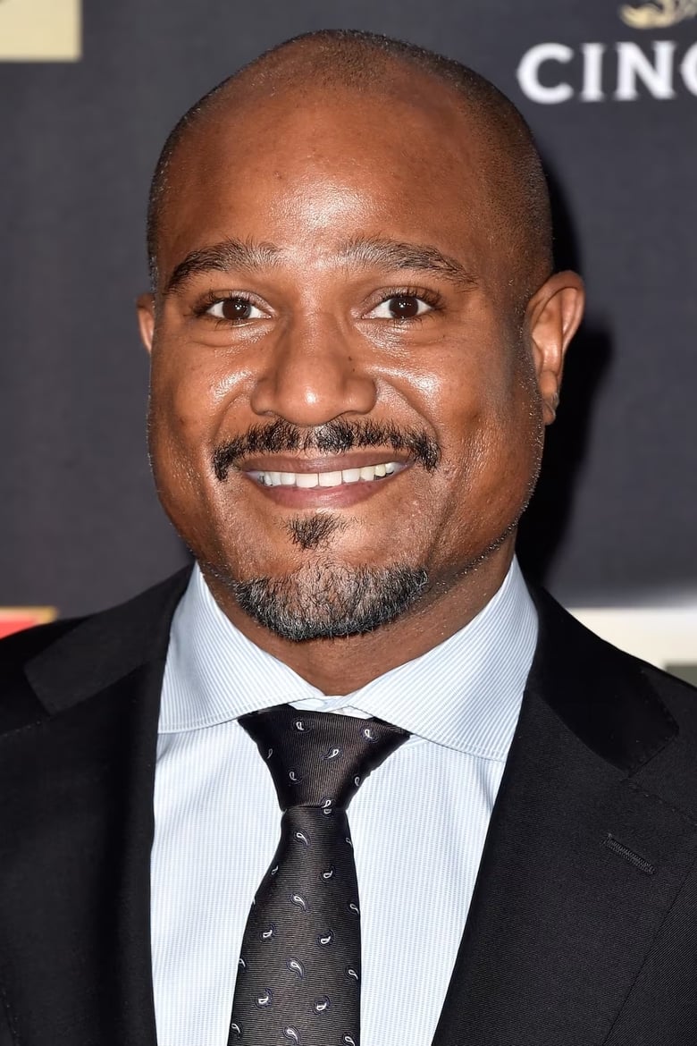 Seth Gilliam headshot